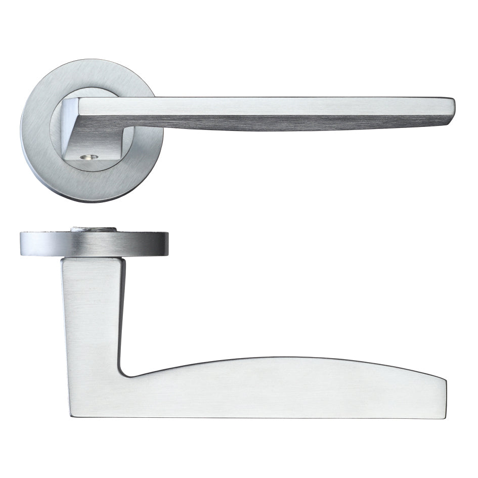 Pavo Lever on Round Rose